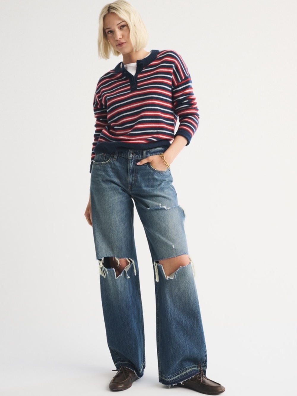 Abercrombie & Fitch Women's Low Rise Ultra Loose Jean